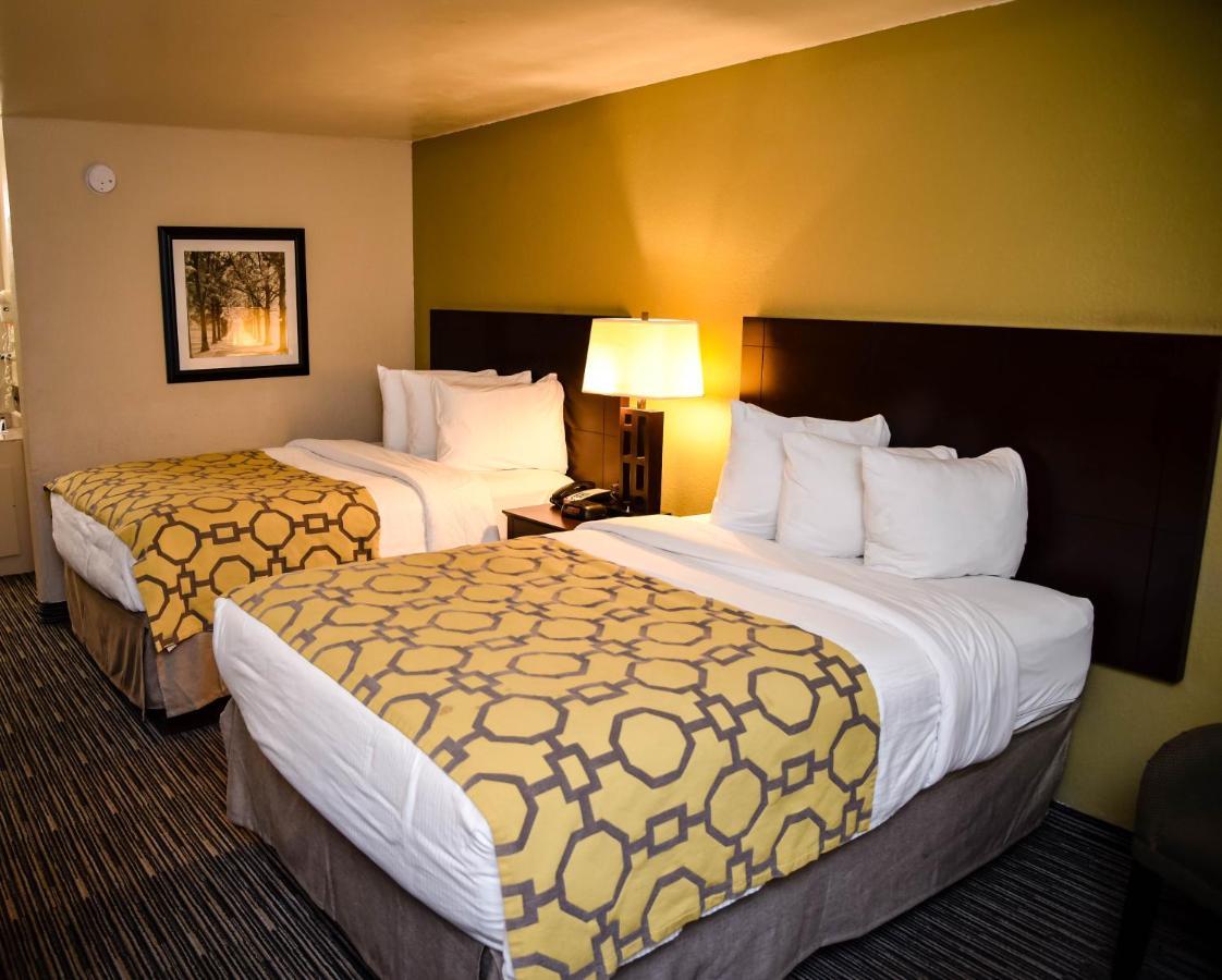 Baymont By Wyndham Columbus Ga Hotell Exteriör bild